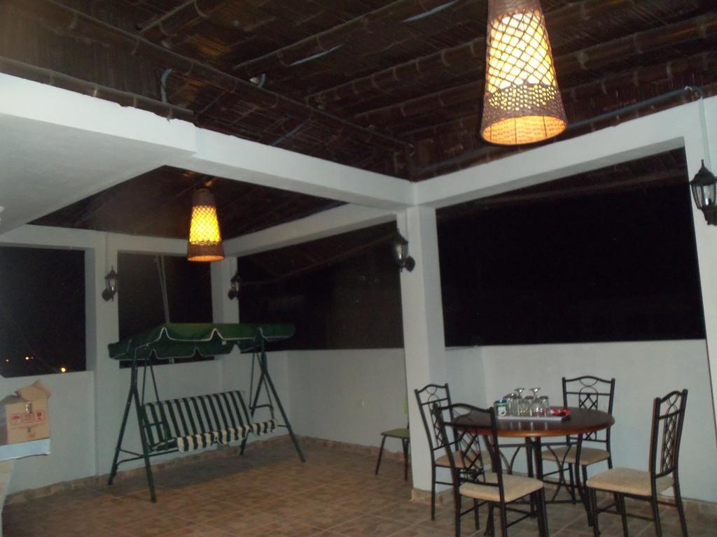 Hostal Boulevard Наска Экстерьер фото