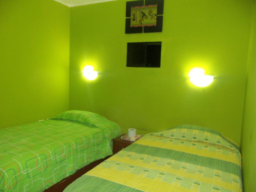 Hostal Boulevard Наска Номер фото