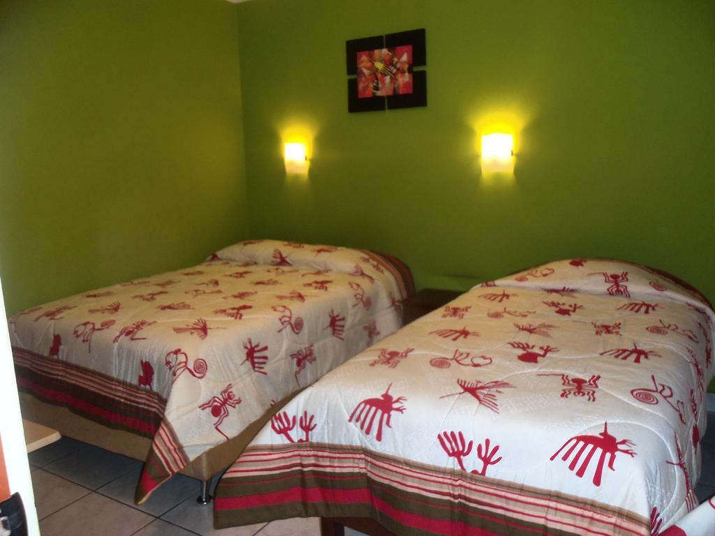 Hostal Boulevard Наска Экстерьер фото